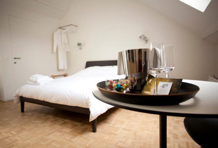 B&B Yellow Submarine Antwerpen Rum bild
